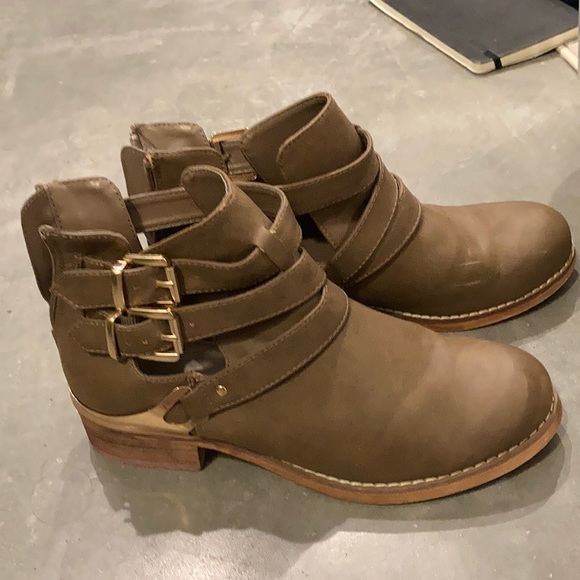 Shoes - Leather Booties